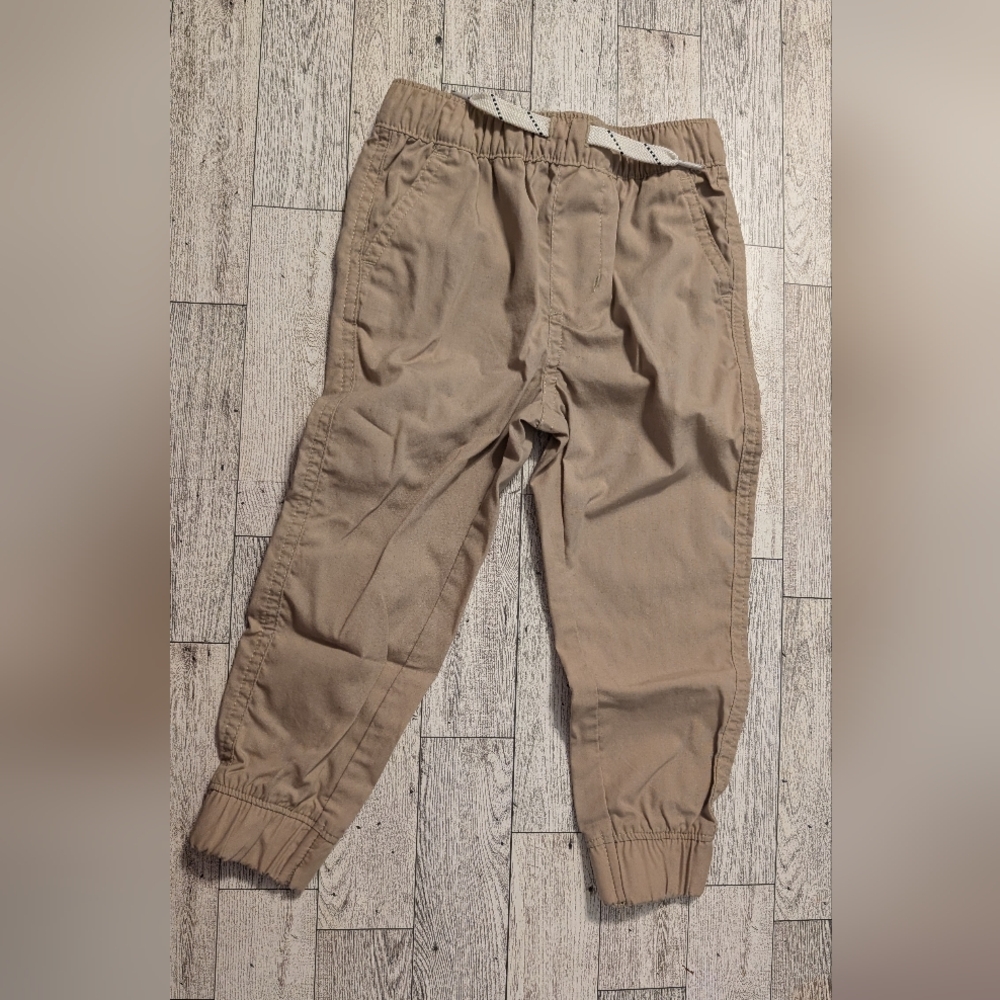 Khaki pants